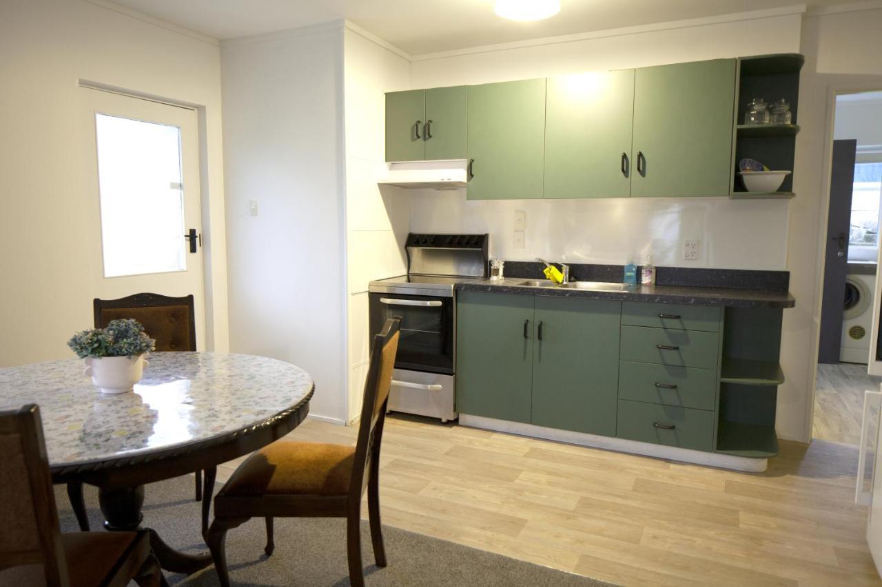 Comfy City Centre Home Квинстаун Экстерьер фото